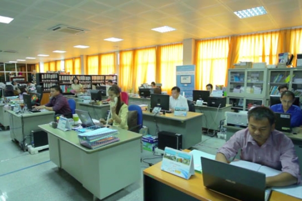 Lao PDR Trade Portal 2014 – English