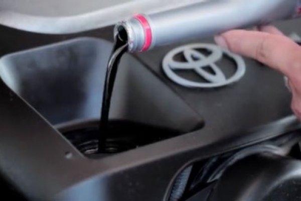 PetroTrade – Sun’s Oil Commercial 2011
